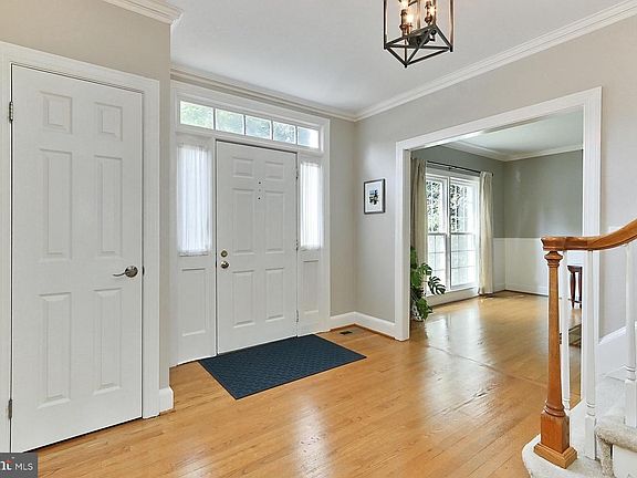 5th image of 15148 Stillfield Pl