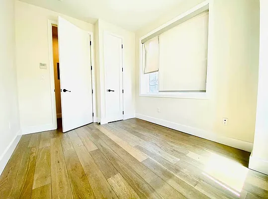 Rented by null | media 10