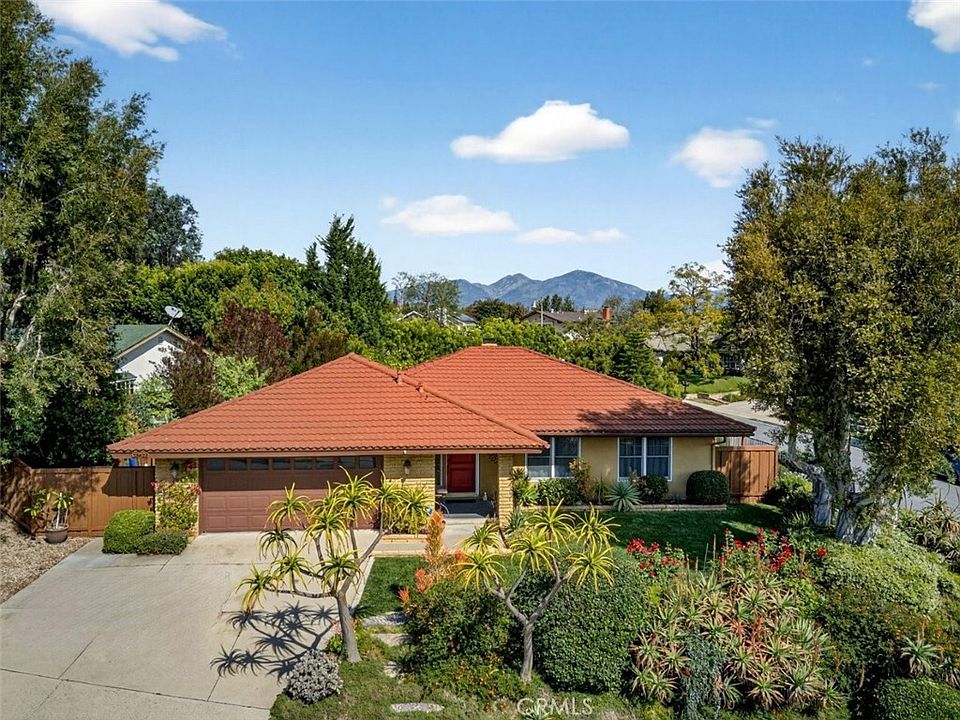 1st image of 25422 Posada Ln