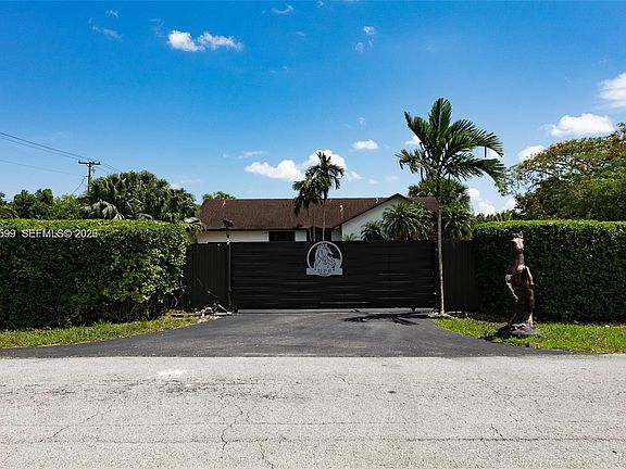 2nd image of 21290 SW 234th St