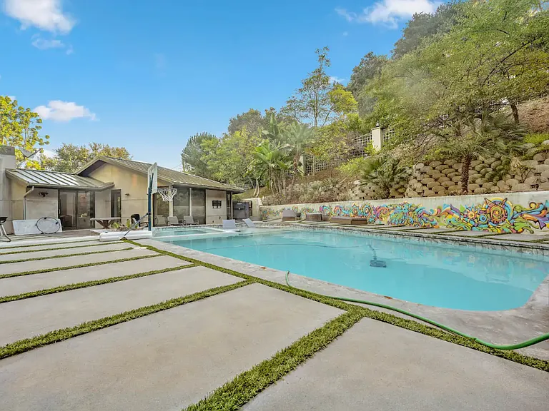 3217 Oakley Dr — Photo 35