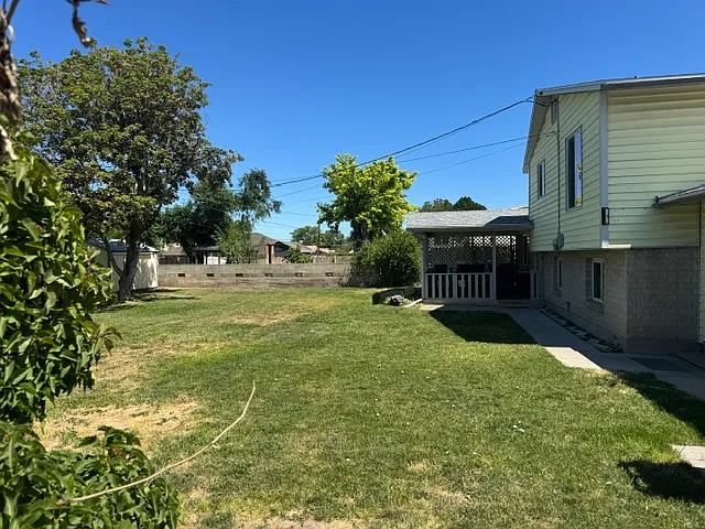3628 S 3400 W — Photo 12