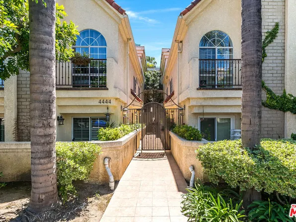 4444 Moorpark Way APT 202, Toluca Lake, CA 91602