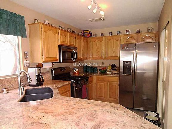 4th image of 8053 Pottery Creek Dr