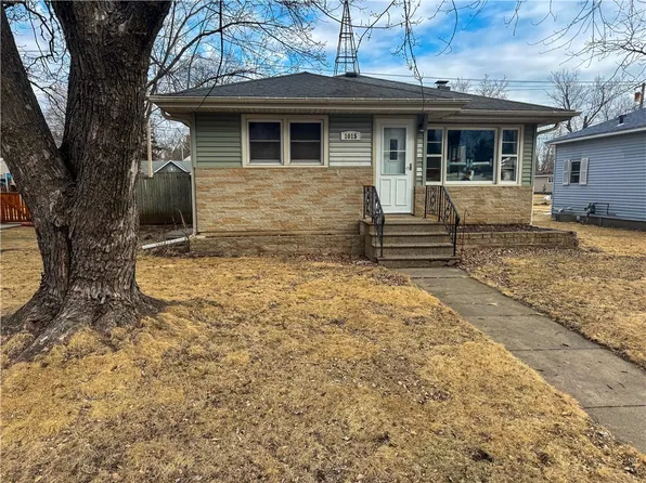 1015 Main Street, Black River Falls, WI 54615