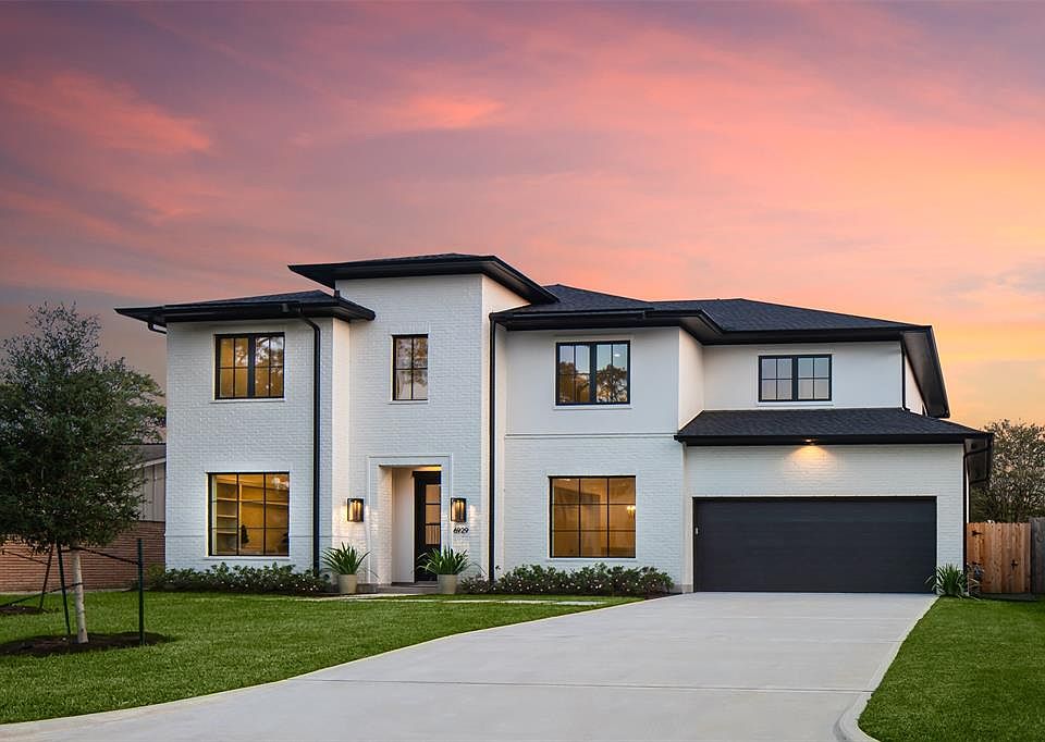 1st image of 6929 Blandford Ln