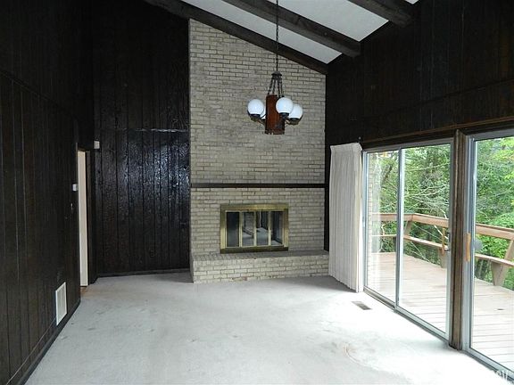 5th image of 1810 Cedar Dr
