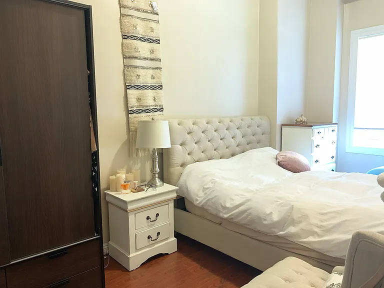 1030 E Green St #20 — Photo 3