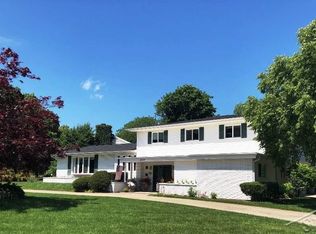 4596 Dartmouth Dr, Saginaw, MI 48638