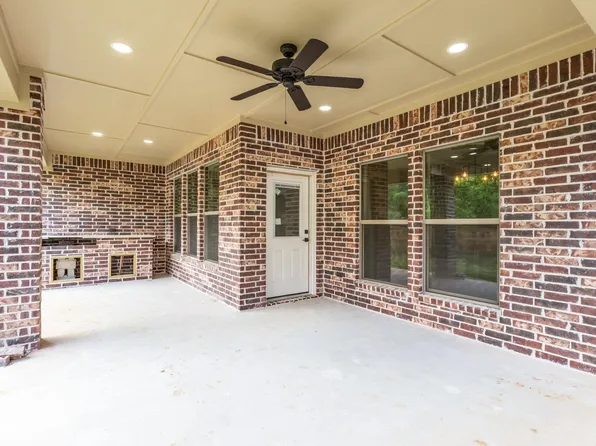 300 Long Leaf, Silsbee, TX 77656