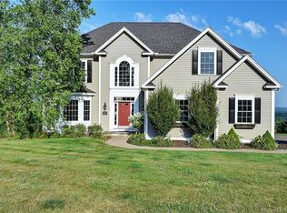55 Ribera Ln, Middletown, CT 06457