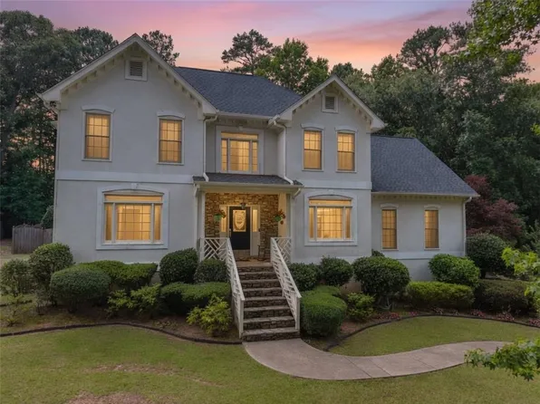 245 Westchester Dr, Griffin, GA 30223