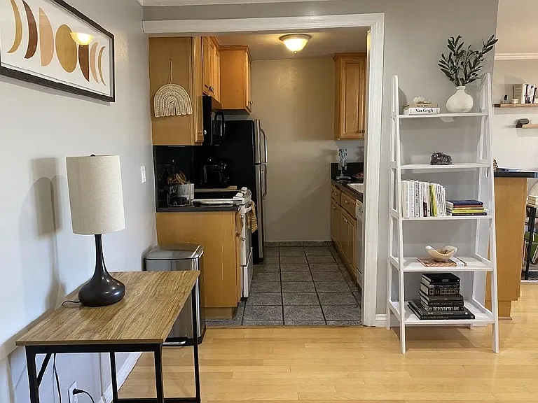 3609 E 2nd St #305 — Photo 14