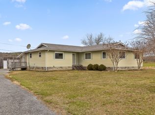 1835 White Oak Valley Rd NW, Cleveland, TN 37312