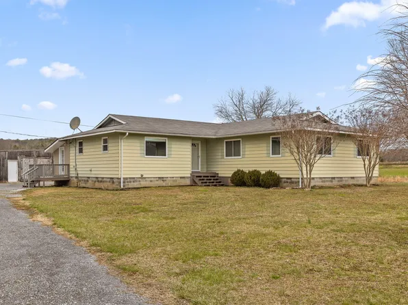 1835 White Oak Valley Rd NW, Cleveland, TN 37312