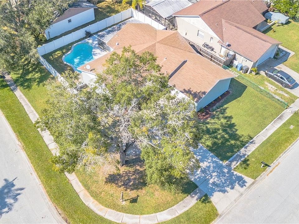 1st image of 14926 Glasgow Ct