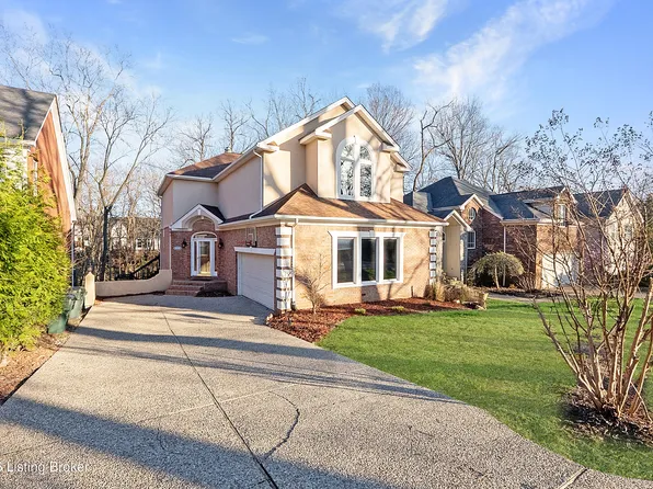 8800 Wooded Trail Ct, Louisville, KY 40220