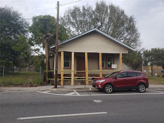 4th image of 2108 E 17th Ave
