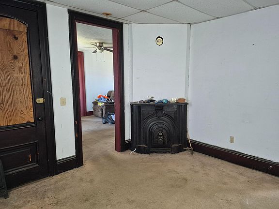 4th image of 52 West St