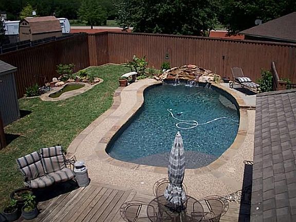 2nd image of 3413 Coyote Way