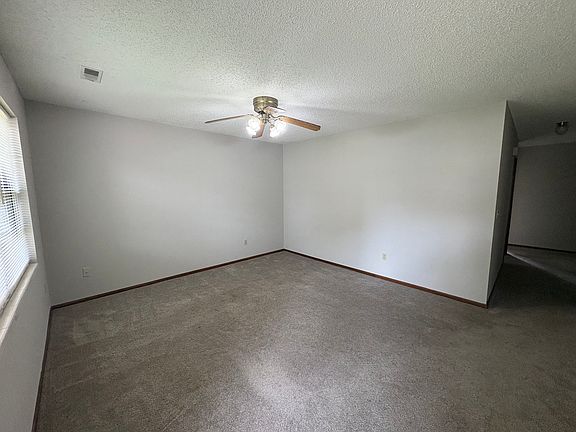 2nd image of 1408 Ash Ct #1408