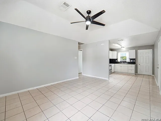 1301 S Palmetto — Photo 6