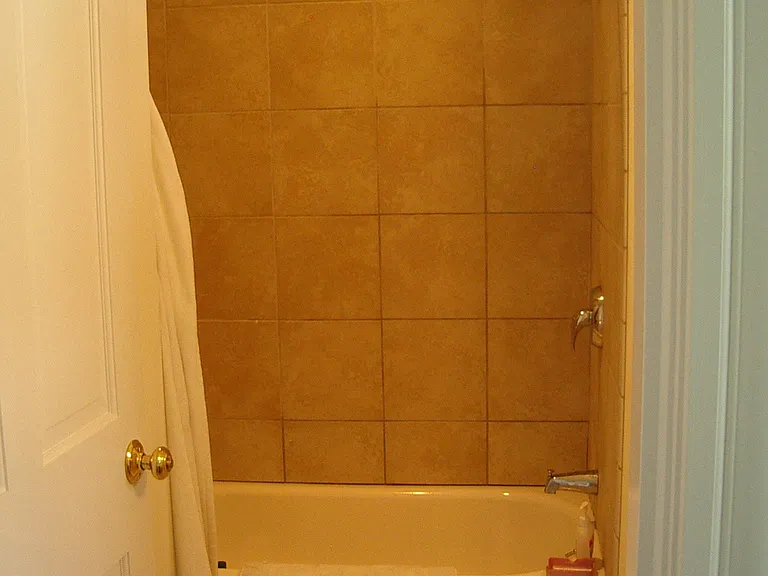 146 Elm St #1 — Photo 14