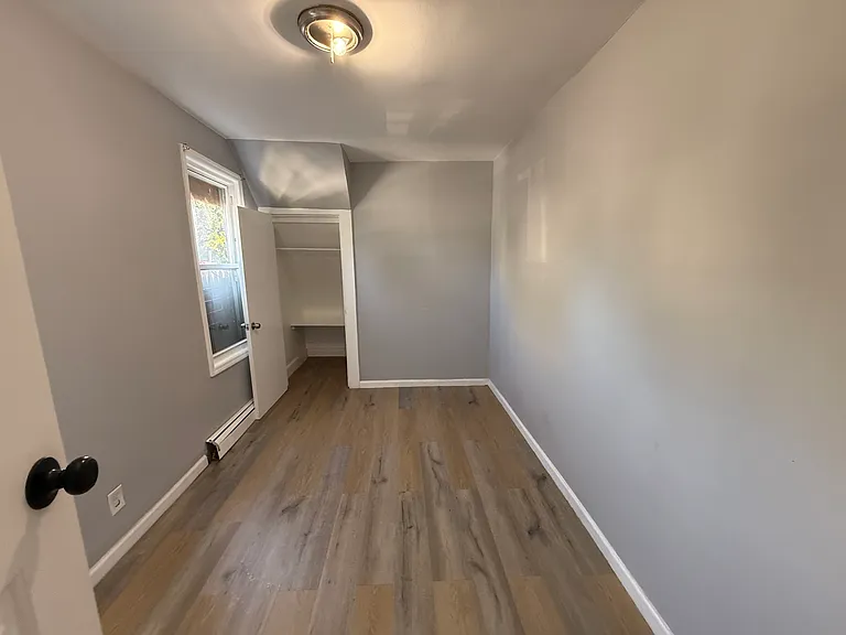189-191 S Jefferson St #1 — Photo 6
