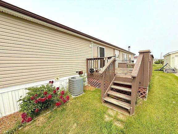 5th image of 9 Swallow Ln