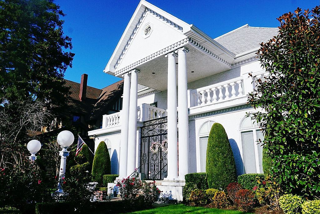 1145 84th St, Brooklyn, NY 11228 Zillow