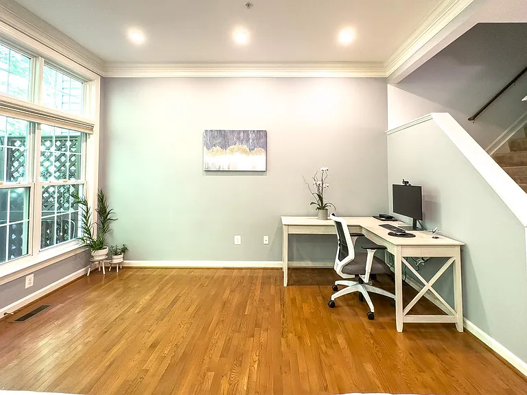 2029 Ashleigh Woods Ct — Photo 7
