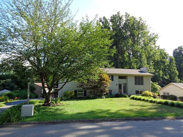 1st image of 13444 Stone Dr