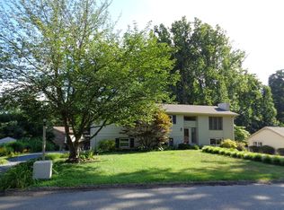 13444 Stone Dr, Bristol, VA 24202
