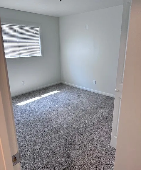 587 Hansen Ave #8 — Photo 4