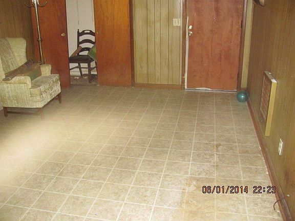 3rd image of 1823 Garden Villa Dr