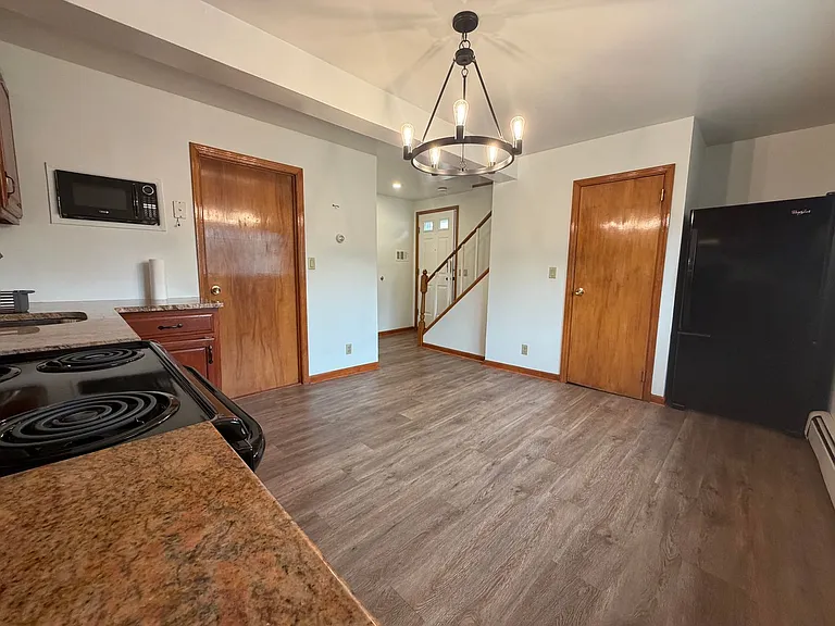 219 Old Mamaroneck Rd — Photo 3