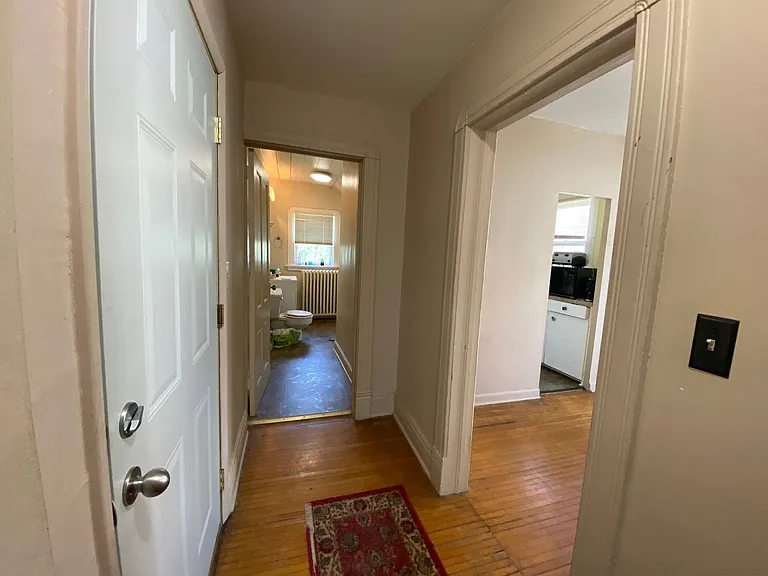15-17 N 15th Ave E — Photo 12
