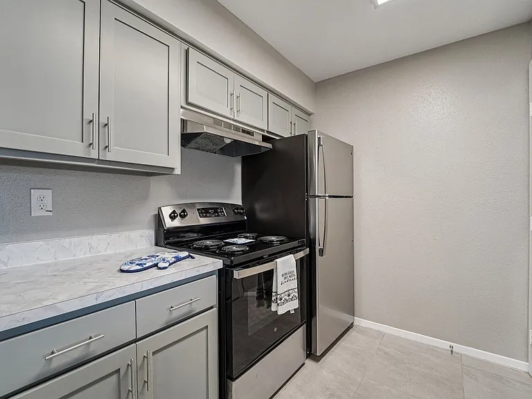 Crosby at Westchase Apartments — Photo 81