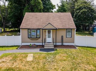 103 Fox Ave, Dracut, MA 01826