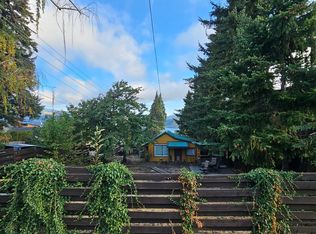 824 Cascade Ave, Hood River, OR 97031