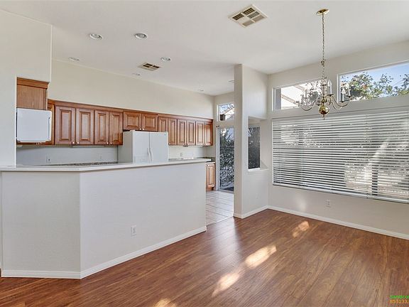 5th image of 11884 Cypress Canyon Rd Unit 3