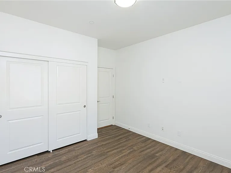 37 Larkfield — Photo 25