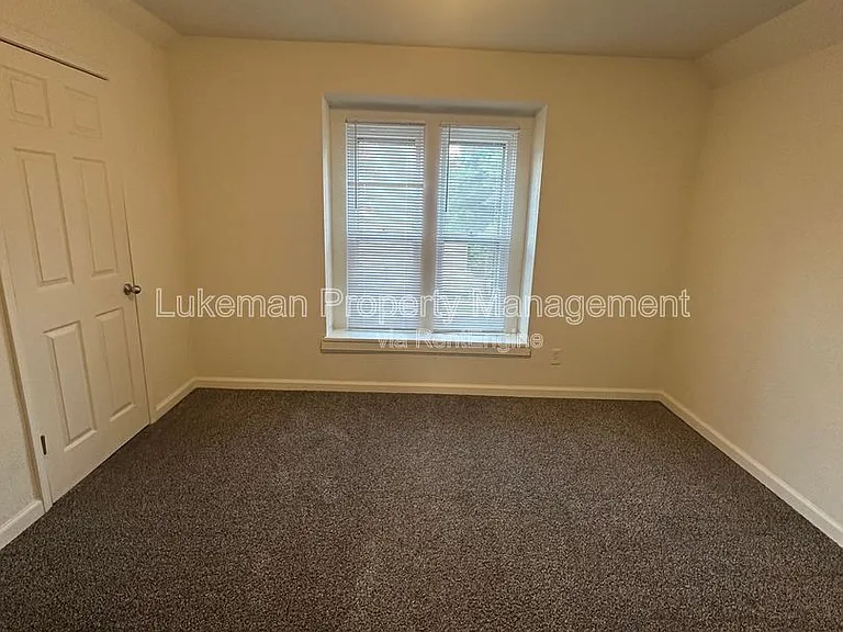 1315 Mills St #2 — Photo 9