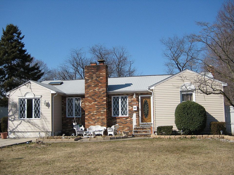 FABULOUS 3BR RANCH