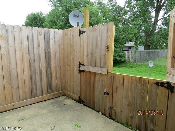2nd image of 6267 Forest Park Dr