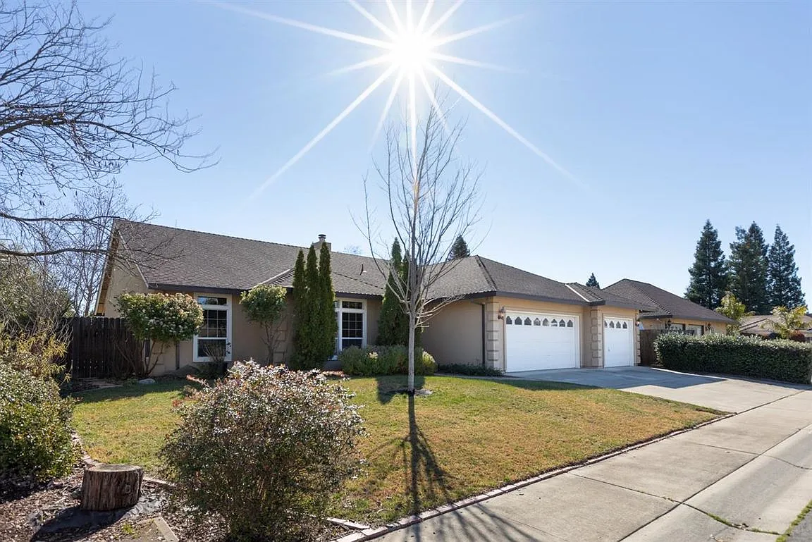 1731 Herbert Ct photo 1