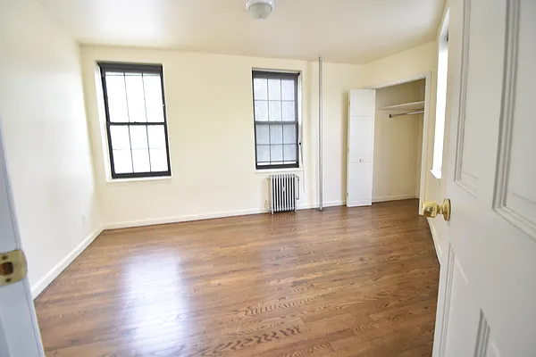 Rented by Wyllie Real Estate | media 14