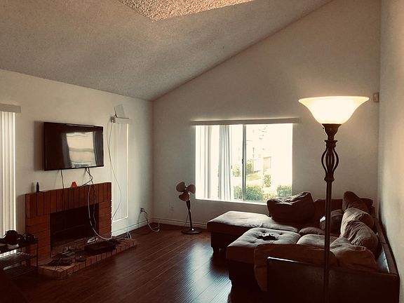 4th image of 9185 Hillery Dr