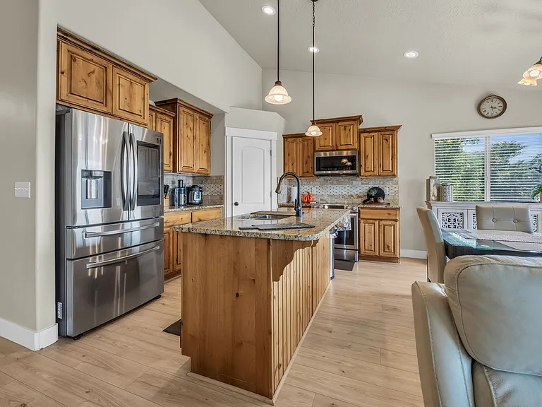 11176 S Shilling Ave — Photo 14