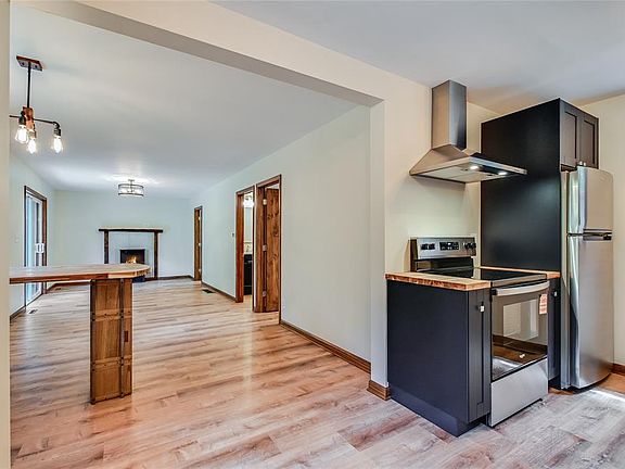 5th image of 55290 Valley Drive